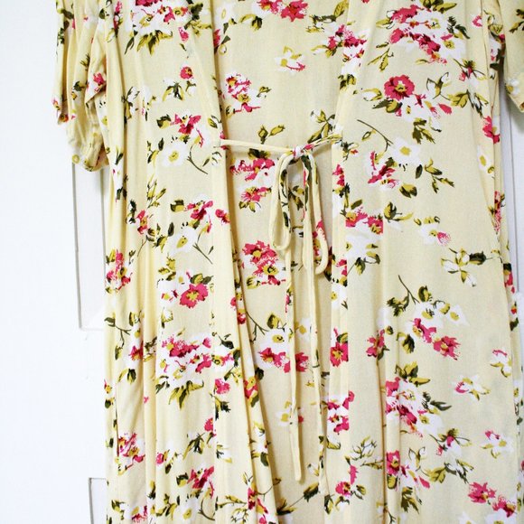 Cera Yellow Floral Print Maxi Dress - Picture 4 of 5
